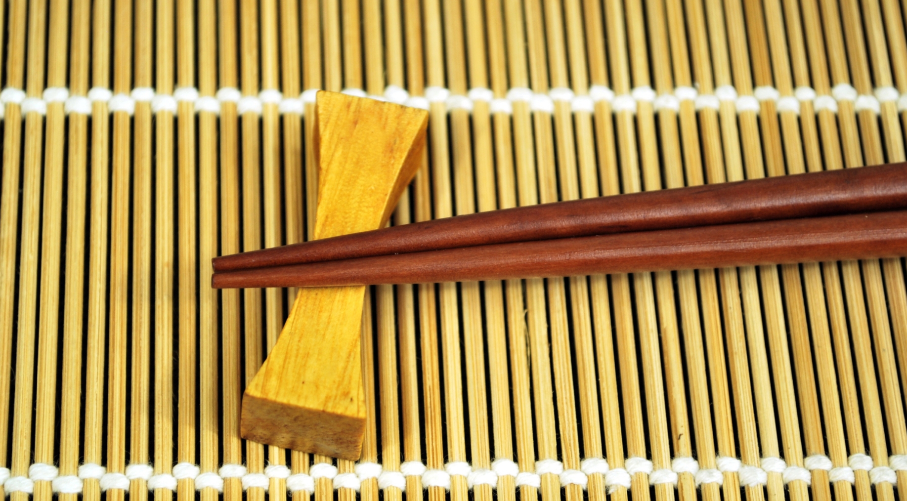Cinco curiosidades que no conocías de los palillos japoneses